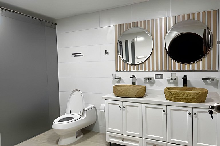 Apt Palos Altos Poblado; caminando de restaurantes