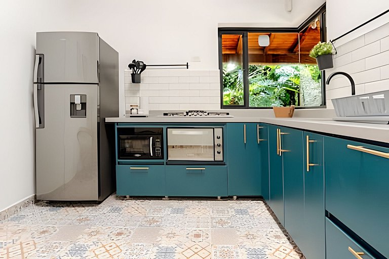 NUEVA Mansion con piscina y jacuzzi, El Poblado