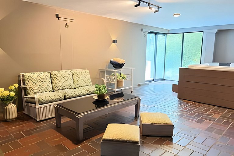 NUEVA Mansion con piscina y jacuzzi, El Poblado