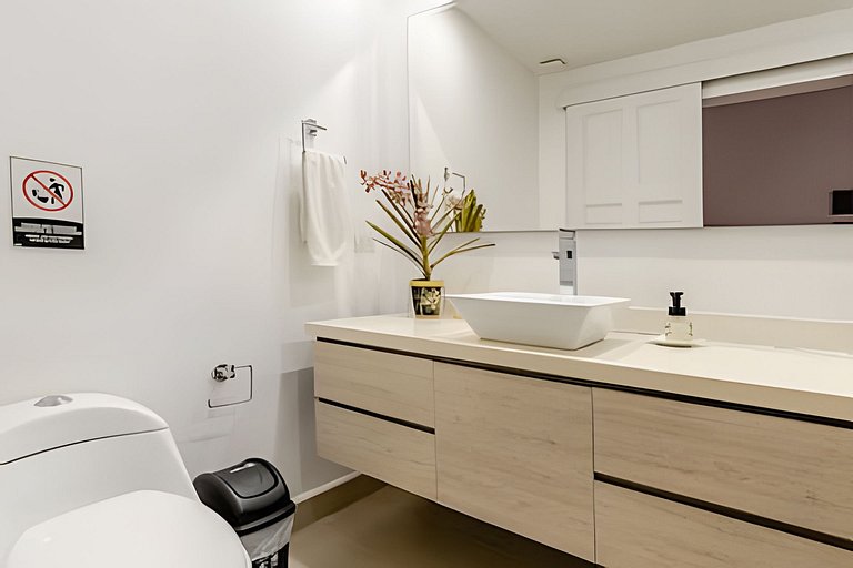 NUEVA Mansion con piscina y jacuzzi, El Poblado