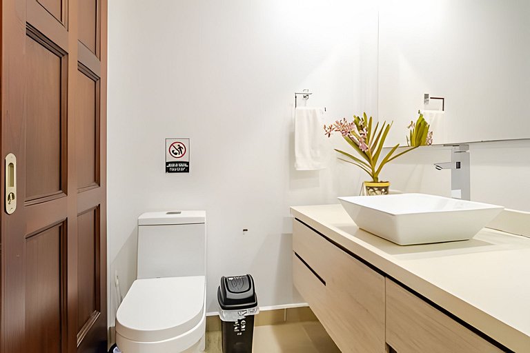 NUEVA Mansion con piscina y jacuzzi, El Poblado