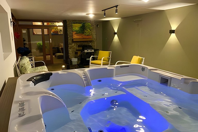 NUEVA Mansion con piscina y jacuzzi, El Poblado