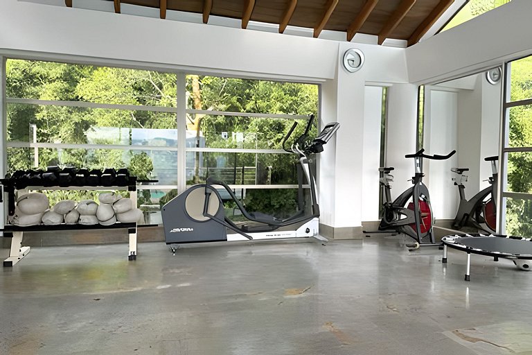 Medellin Mansion 680 m2 with pool and steam room